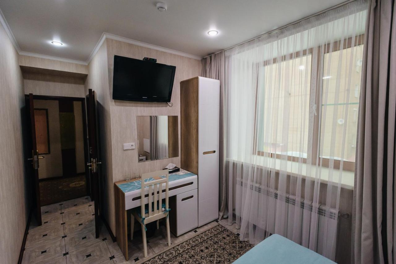 Altyn Adam Hotel 彼得罗巴甫洛夫斯克 外观 照片