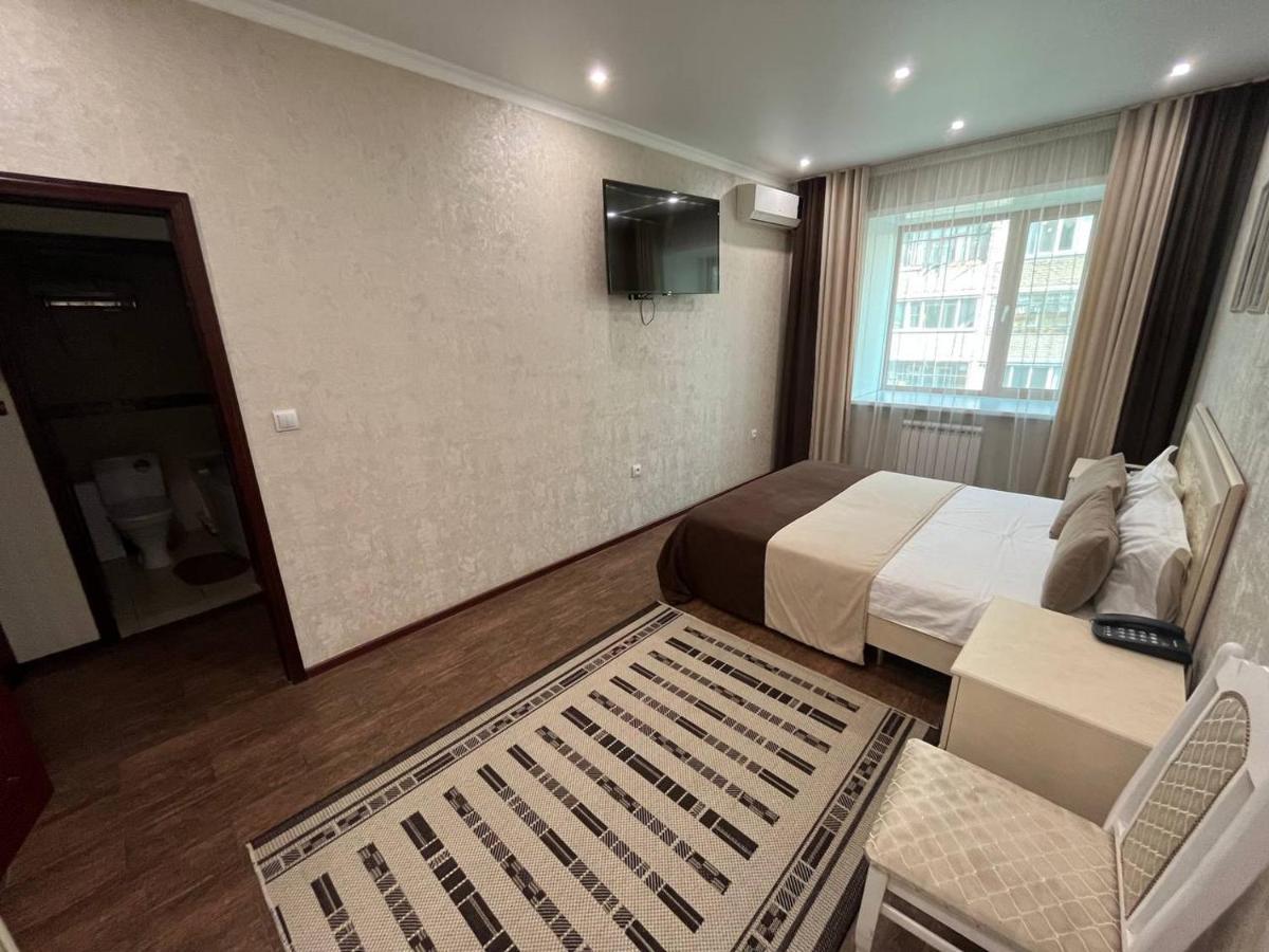 Altyn Adam Hotel 彼得罗巴甫洛夫斯克 外观 照片