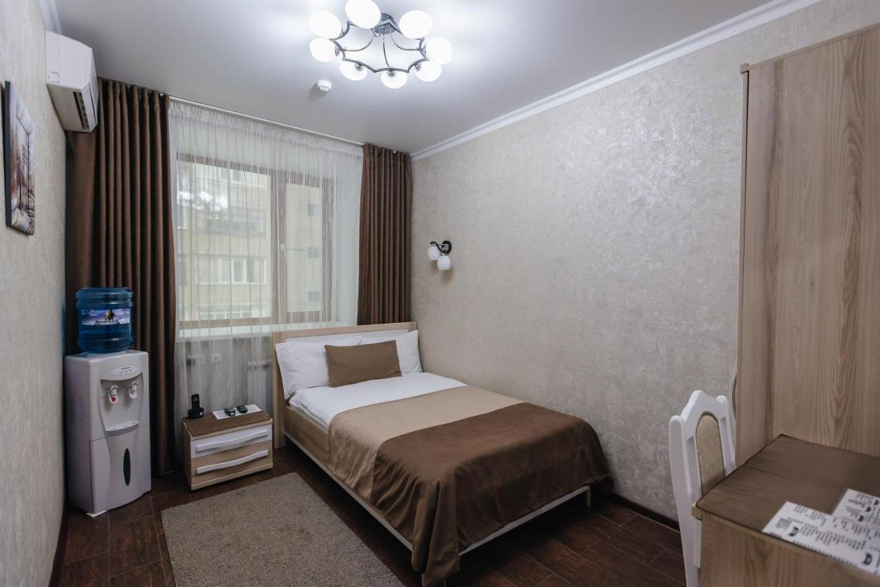 Altyn Adam Hotel 彼得罗巴甫洛夫斯克 外观 照片