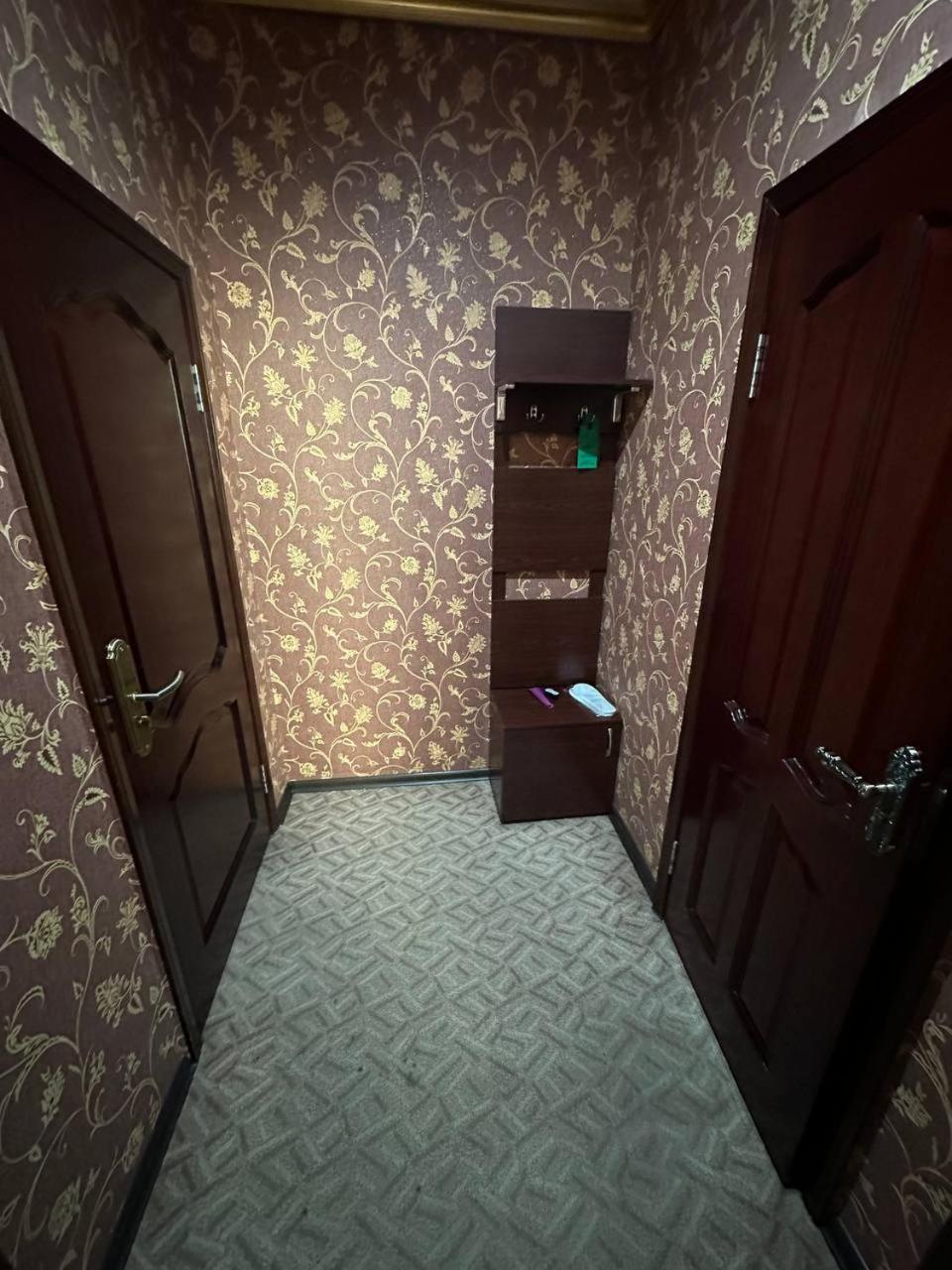 Altyn Adam Hotel 彼得罗巴甫洛夫斯克 外观 照片