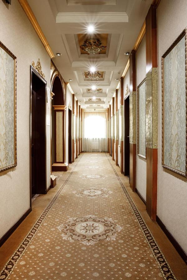 Altyn Adam Hotel 彼得罗巴甫洛夫斯克 外观 照片